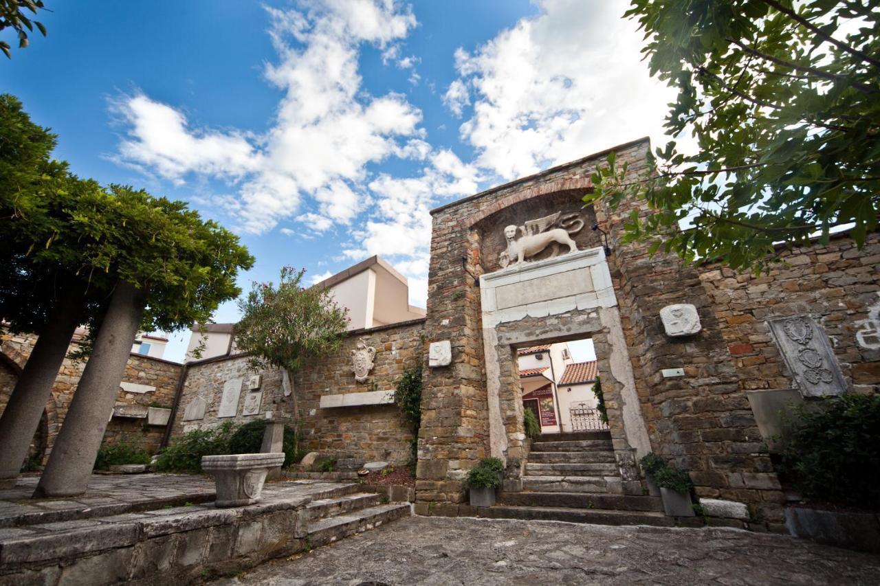 Istrian Old Town Apartment Копер Экстерьер фото
